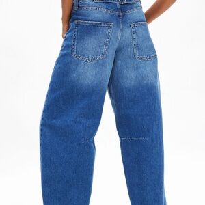 BDG Logan Buckle Baggy Barrel Jean